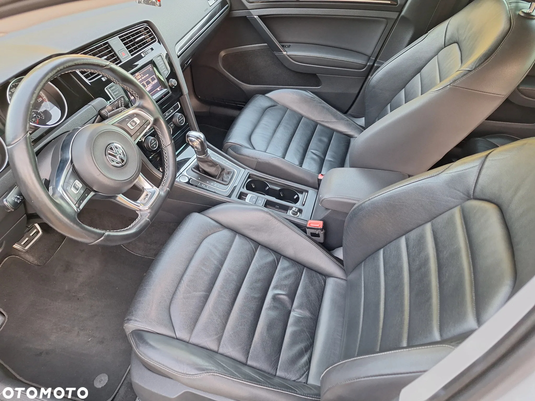 Volkswagen Golf VII 2.0 TDI BMT Highline DSG - 25