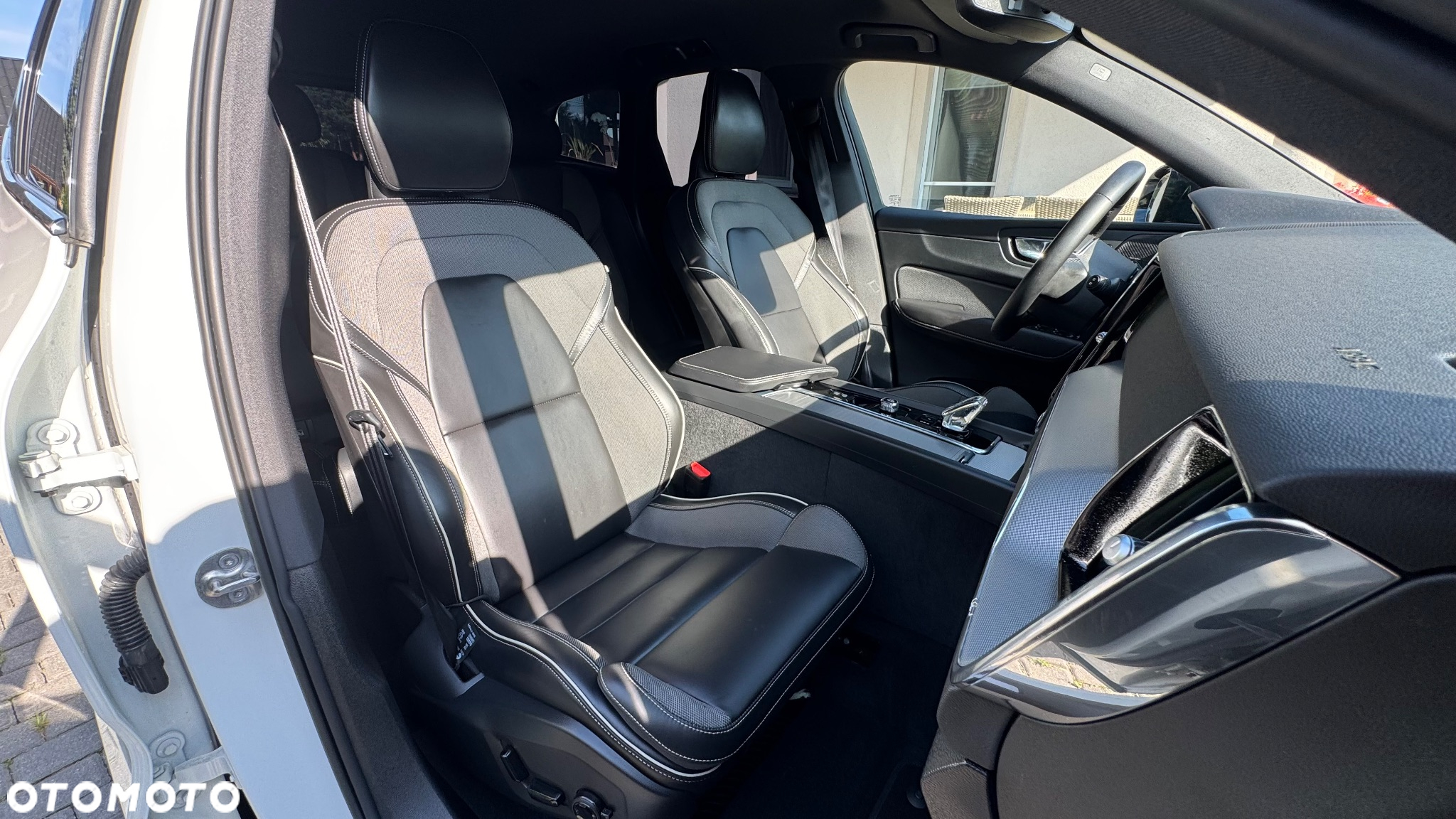 Volvo XC 60 B4 D Geartronic RDesign - 21