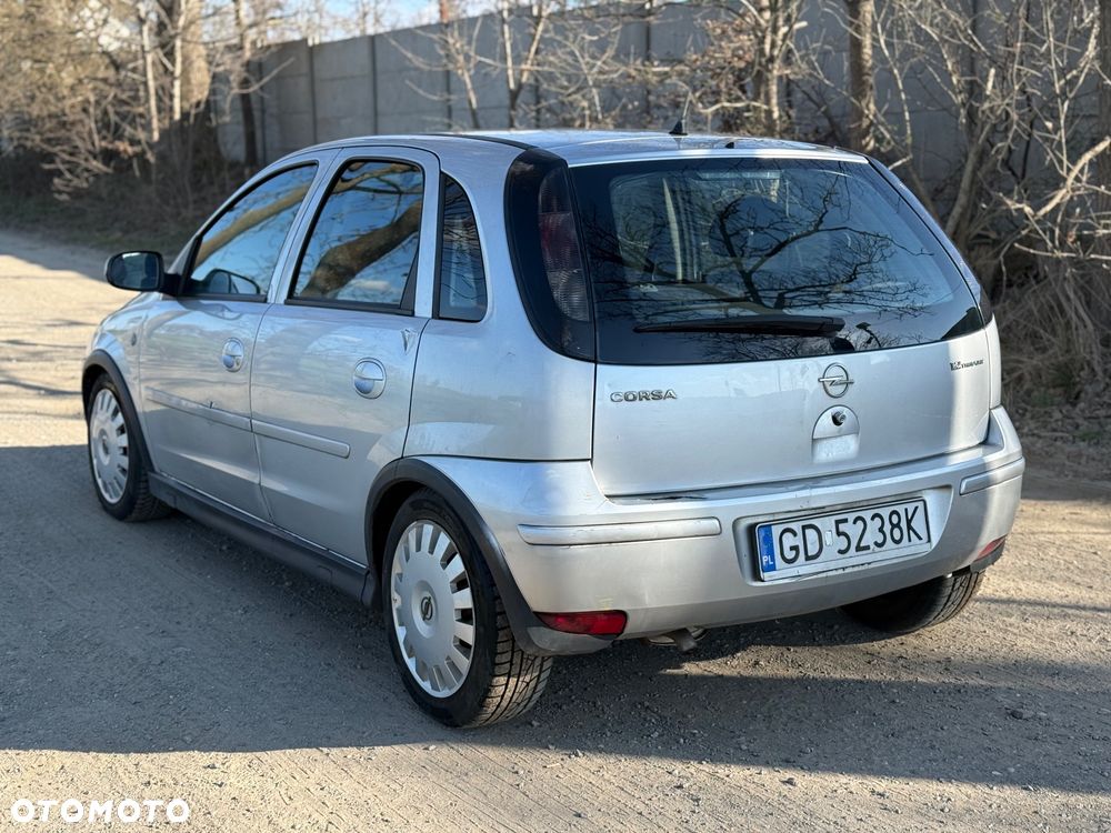 Opel Corsa 1.2 16V Cosmo EasyTronic - 4