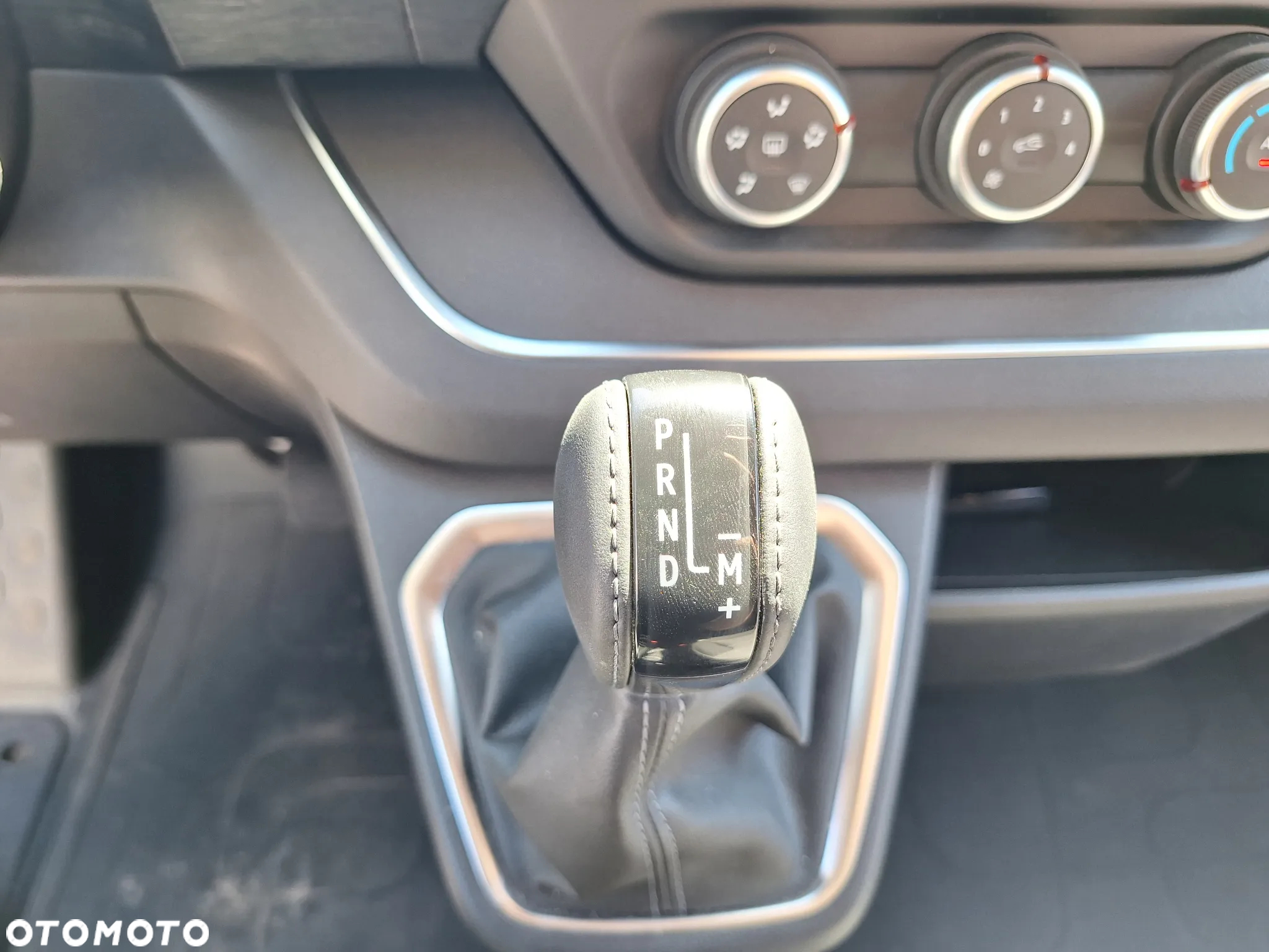 Renault Trafic Kombi 2.0 Blue dCi L2 Equilibre EDC - 27