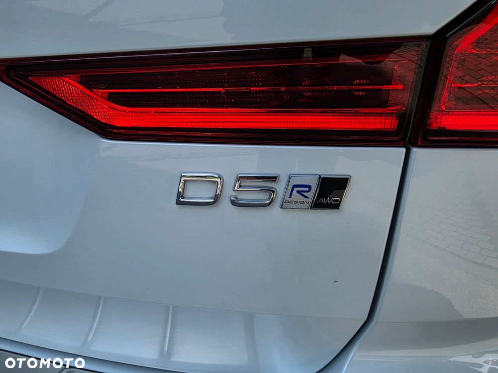 Volvo XC 60 D5 AWD R-Design - 27
