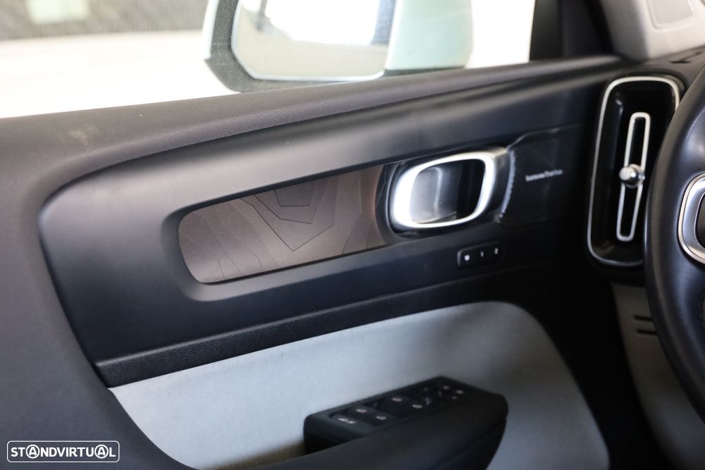 Volvo XC 40 1.5 T5 PHEV Plus Bright - 31