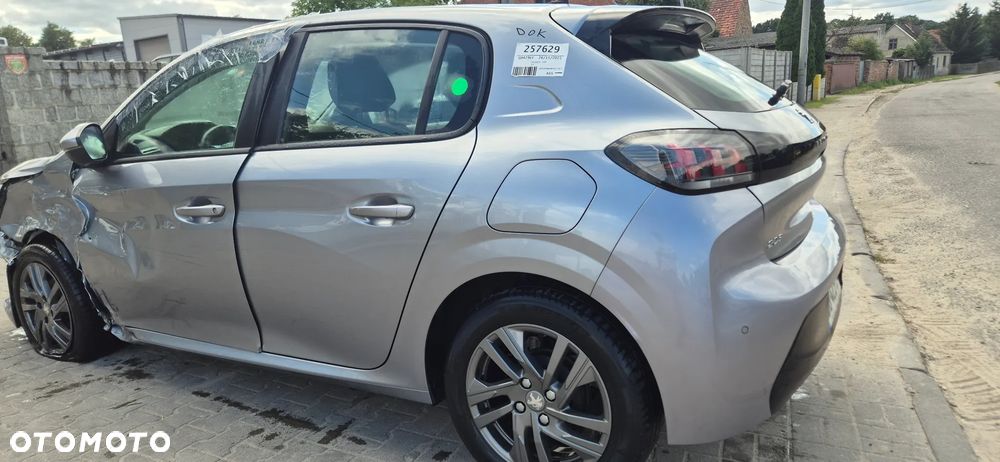 Peugeot 208 1.2 PureTech Like S&S - 8