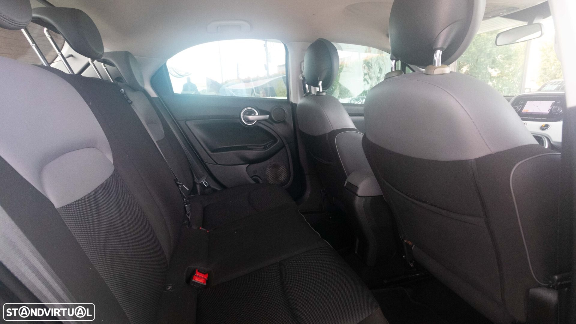 Fiat 500X 1.3 MJ Pop Star S&S - 8