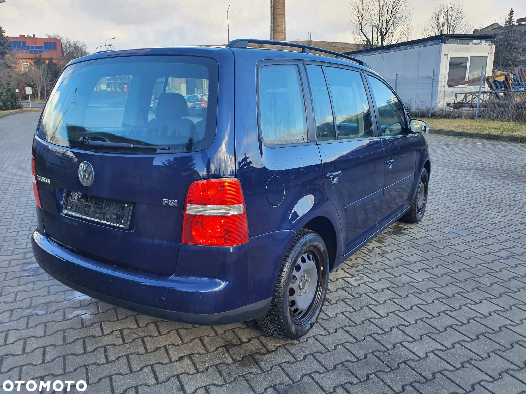 Volkswagen Touran - 2