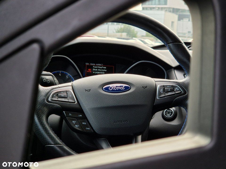 Ford Focus - 18