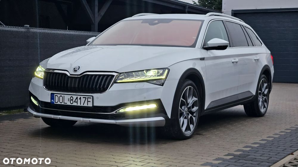Skoda Superb 2.0 TDI SCR 4x4 Scout DSG - 28