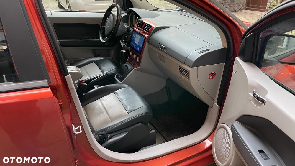 Dodge Caliber 1.8 SE - 13