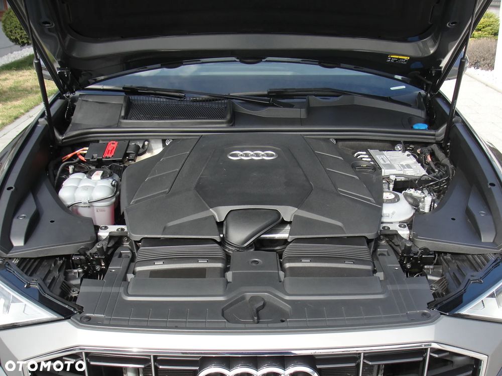 Audi Q8 55 TFSIe quattro tiptronic - 18