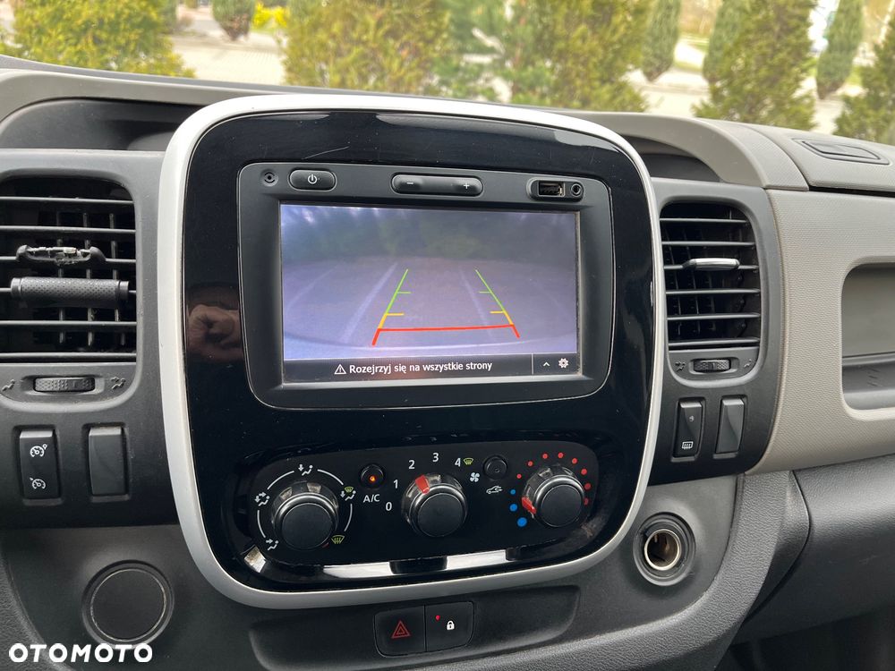 Renault Trafic - 19
