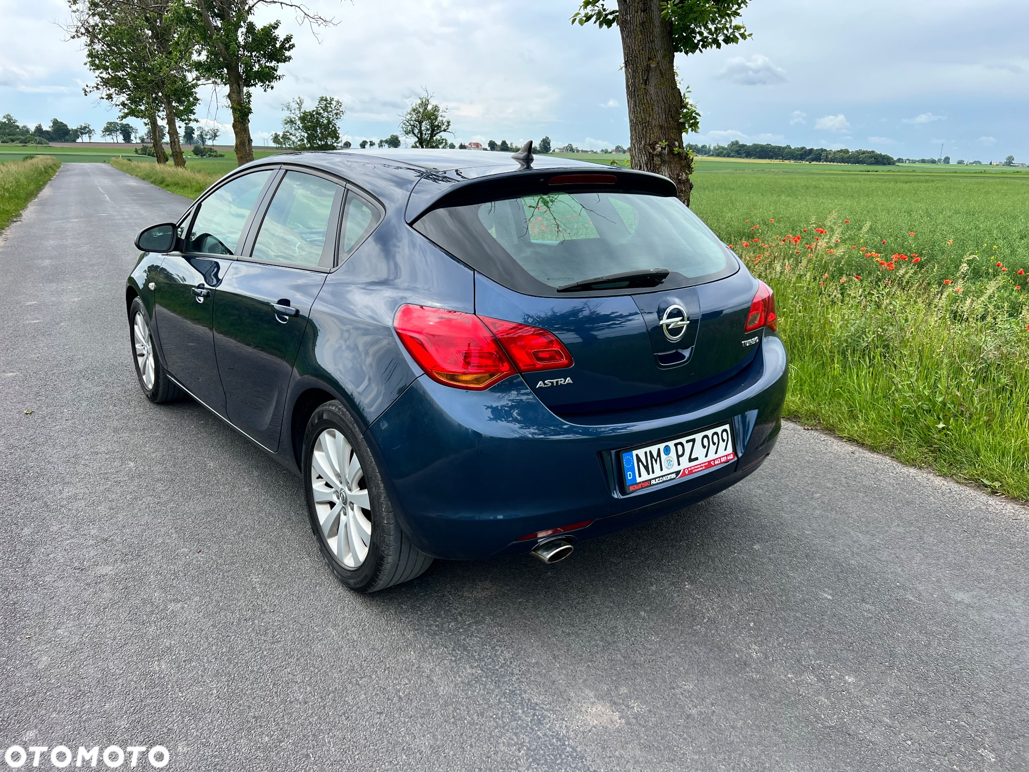 Opel Astra 1.6 Turbo Sports Tourer - 4