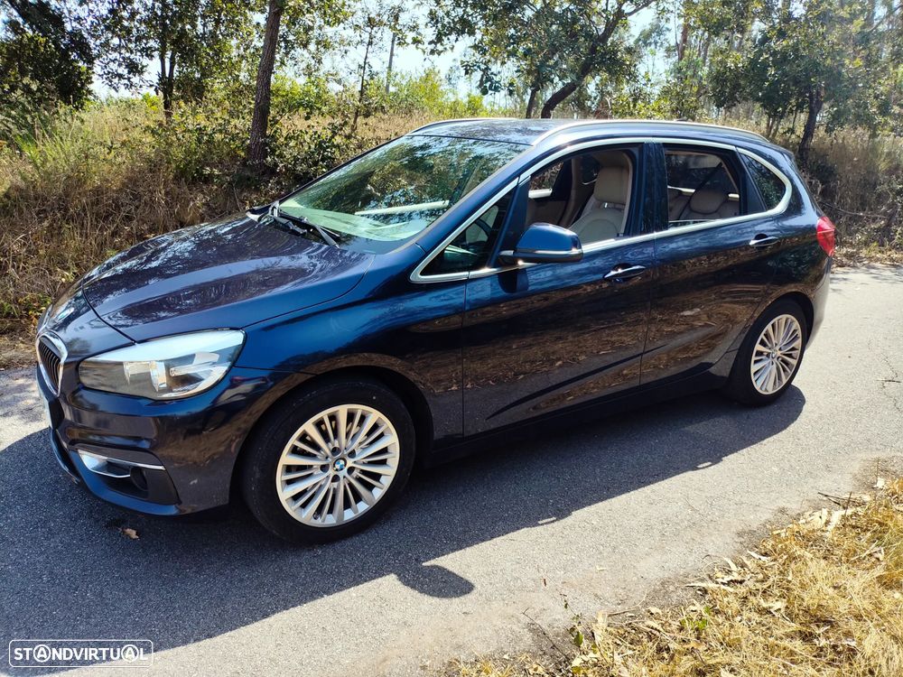 BMW 218 Active Tourer d Line Luxury - 2
