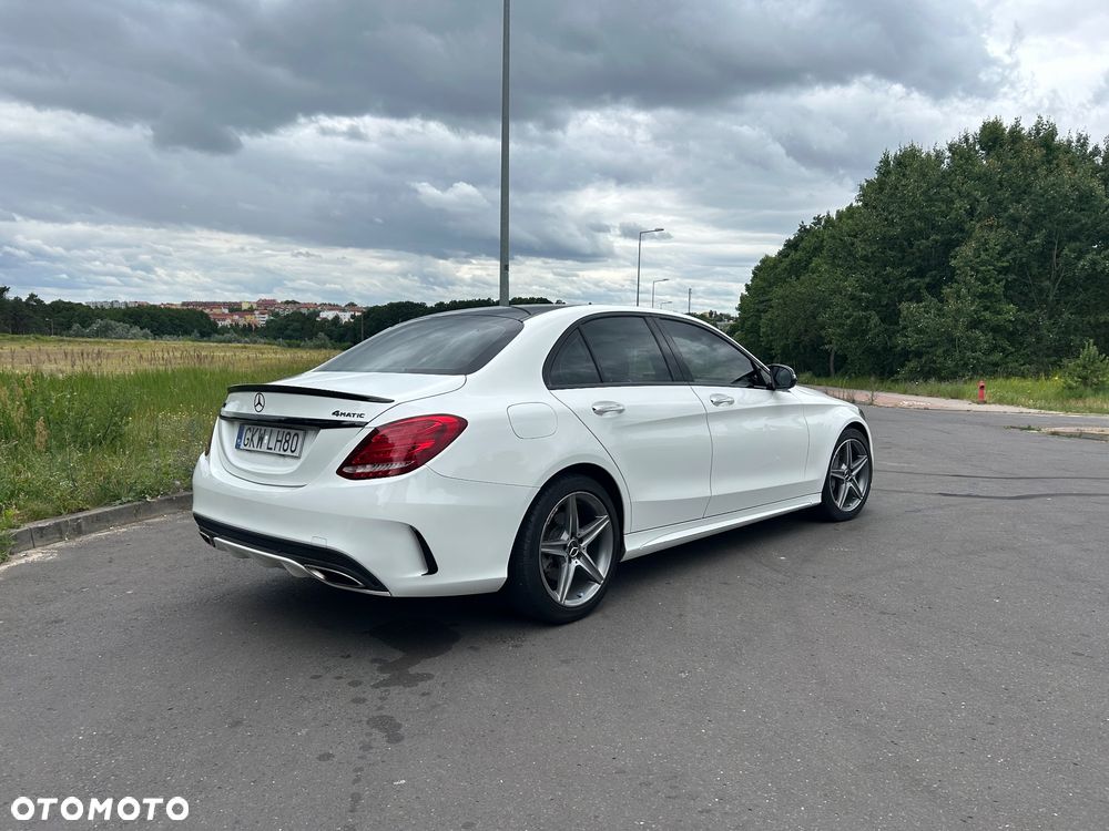 Mercedes-Benz Klasa C 300 7G-TRONIC AMG Line - 7