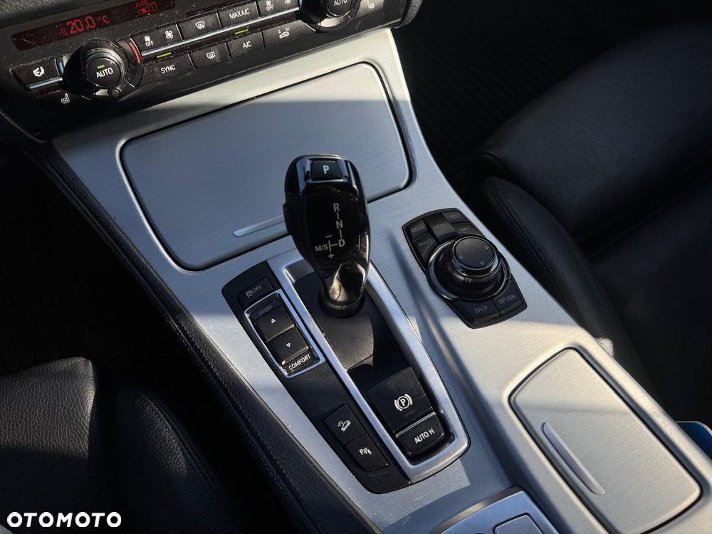 BMW Seria 5 530d xDrive - 11