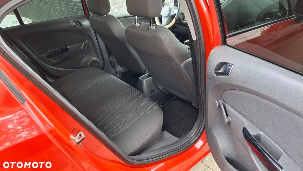 Opel Corsa 1.2 16V Innovation - 13