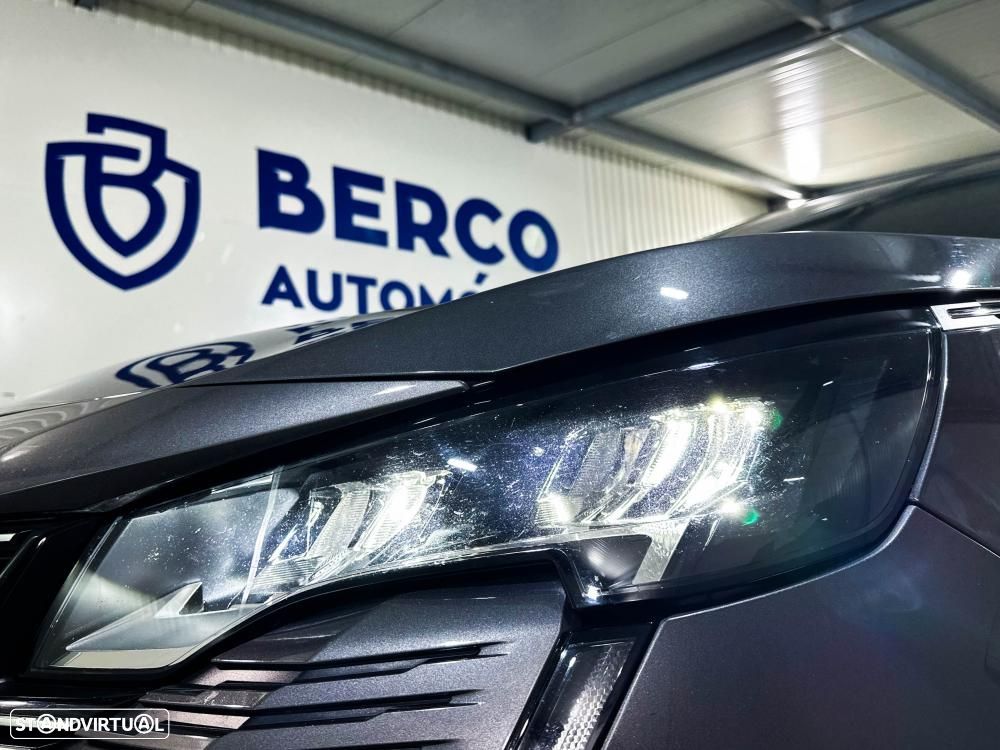 Peugeot 5008 Hybrid 136 e-DSC GT - 12