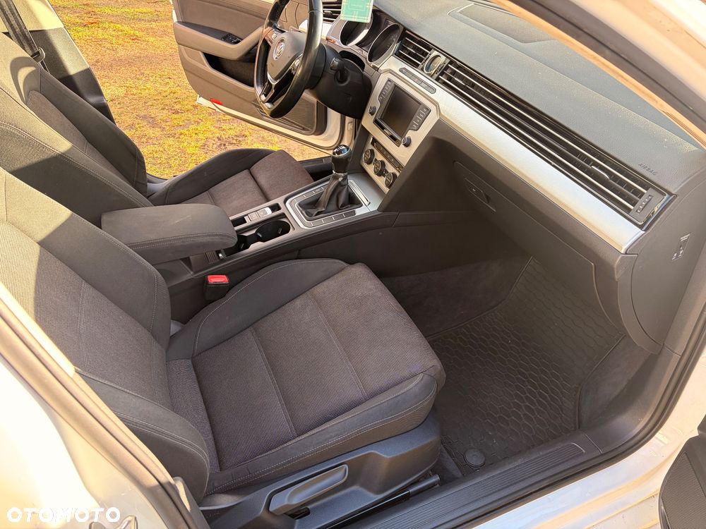 Volkswagen Passat 1.4 TSI BMT ACT Comfortline - 13