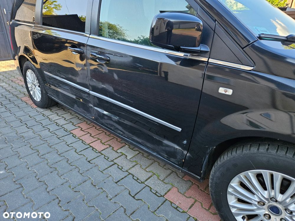 Lancia Voyager 2.8CRD Gold - 7