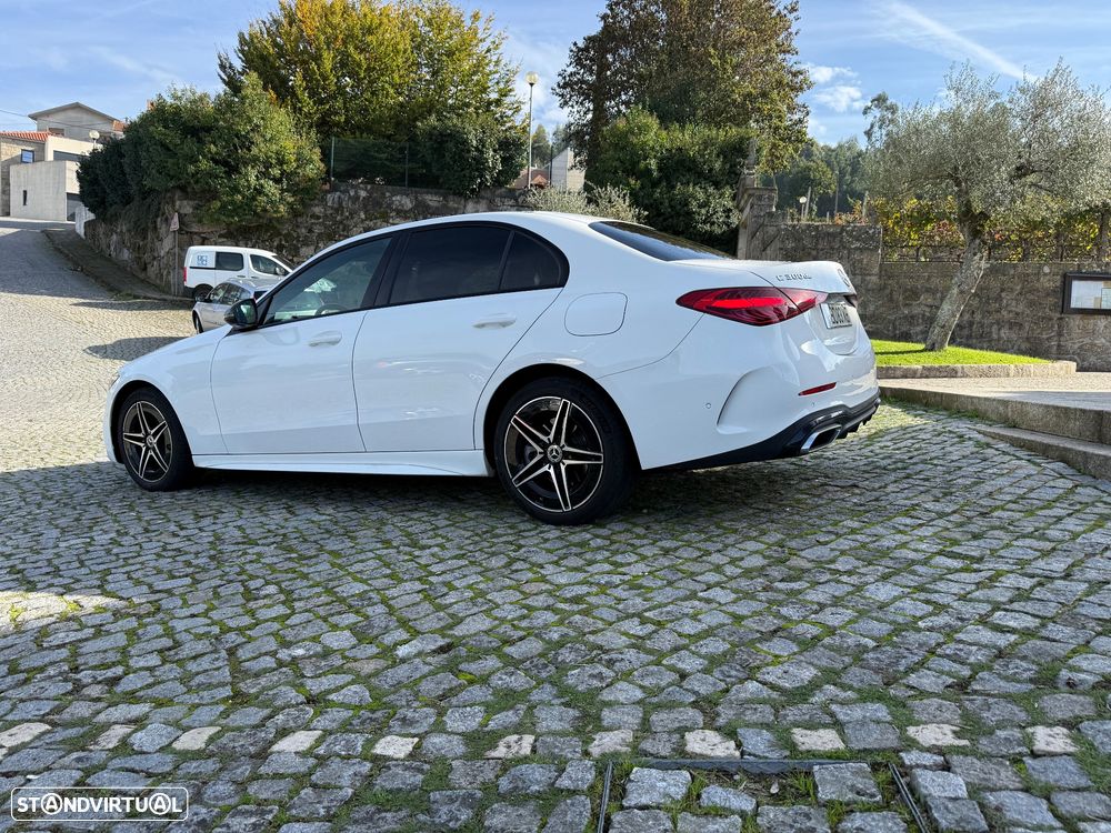 Mercedes-Benz C 300 de AMG Line - 3