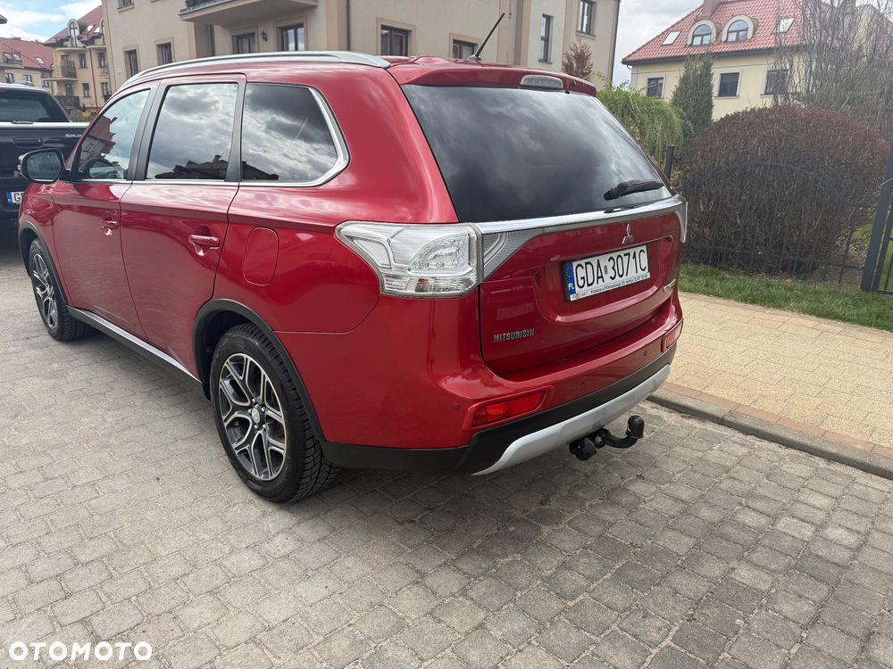 Mitsubishi Outlander 2.2 DID Intense + 4WD - 4