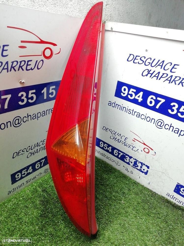 FAROLIM TRASEIRO ESQUERDO FIAT PUNTO 2000 - - 4