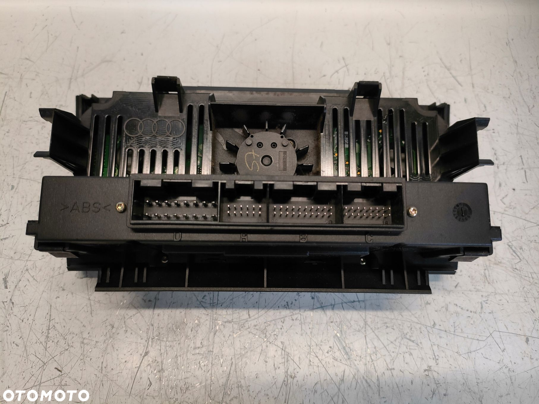 AUDI A3 8P 1.9 TDI 3-DRZWI 03- PANEL STEROWANIA KLIMATYZACJI 8P08200435PR - 8