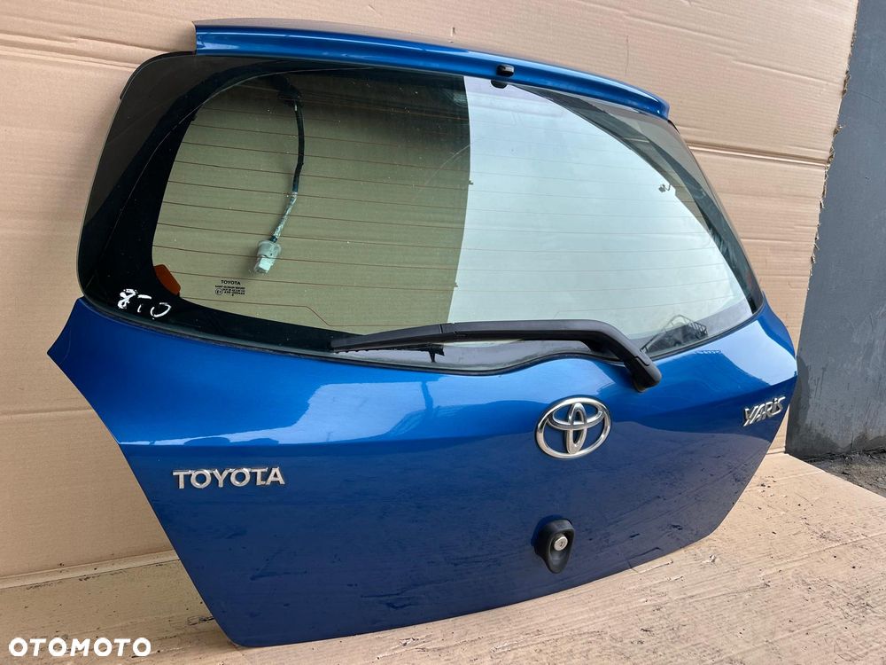 Klapa bagażnika Toyota Yaris II (8T0) - 4