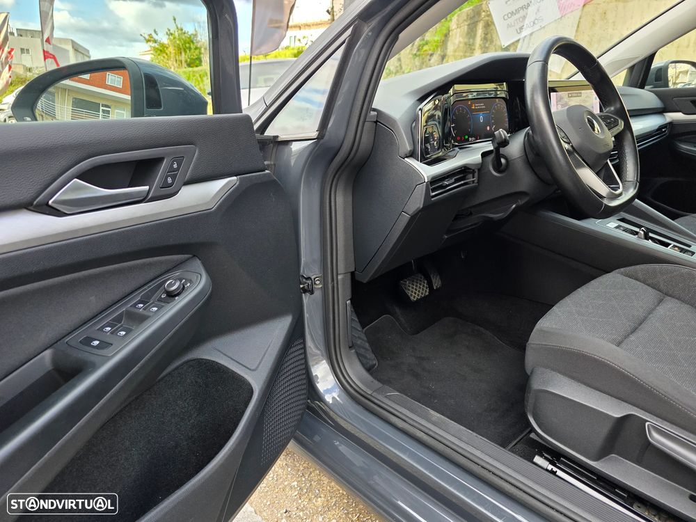 VW Golf 1.5 eTSI Style DSG - 9