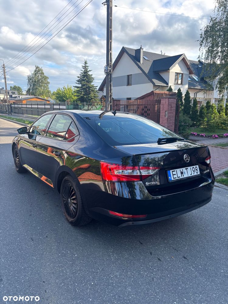 Skoda Octavia 1.5 TSI ACT Ambition - 5