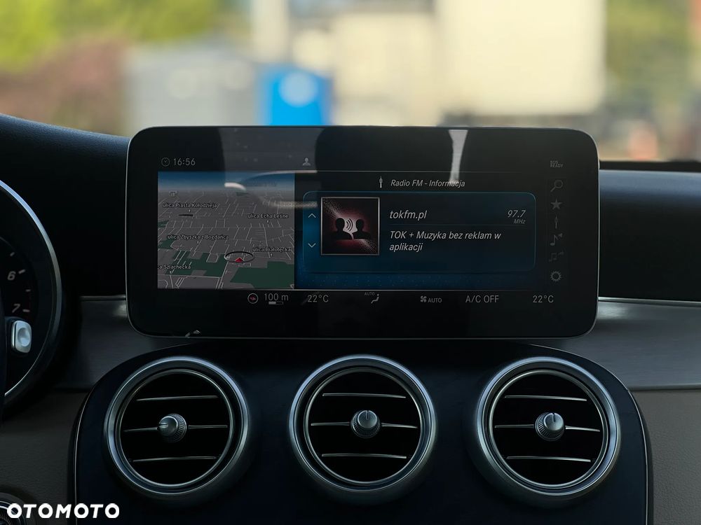 Mercedes-Benz Klasa C 300 4MATIC 9G-TRONIC - 21
