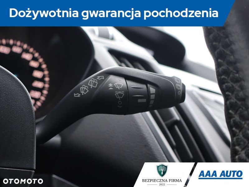 Ford Kuga - 23