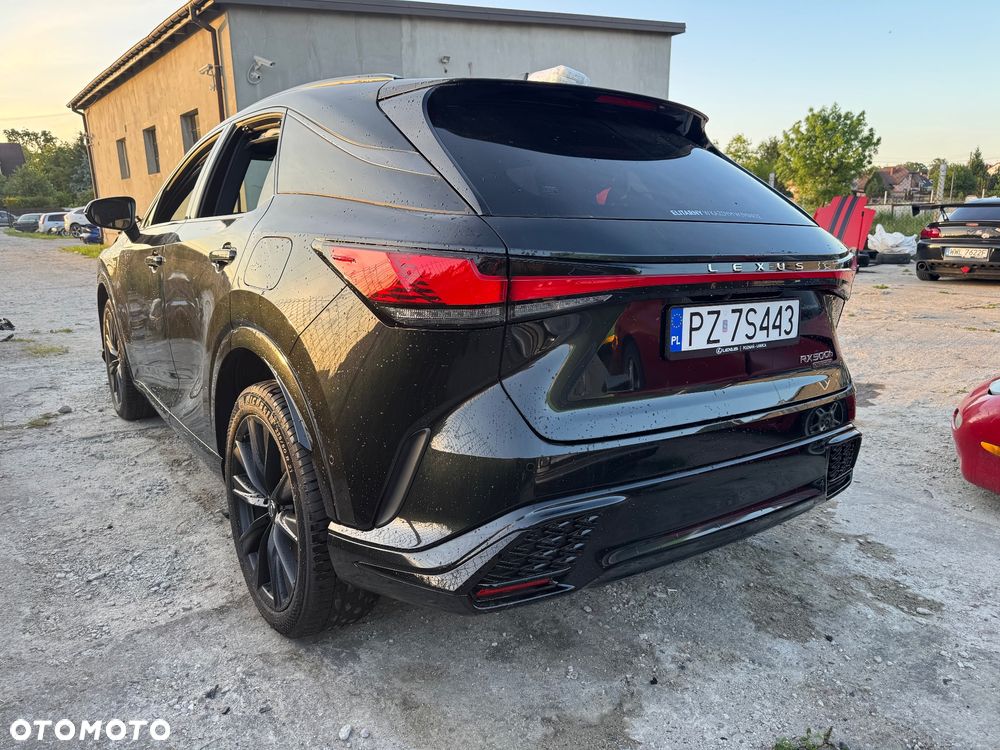 Lexus RX 500h F Sport Edition - 3