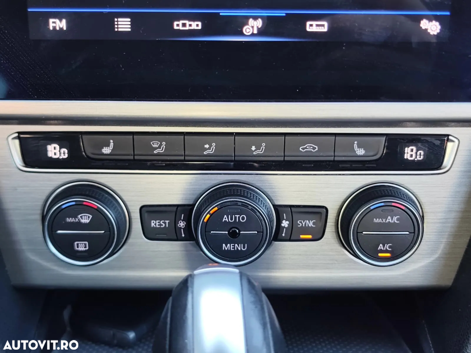 Volkswagen Passat 1.5 TSI ACT DSG Advance - 16