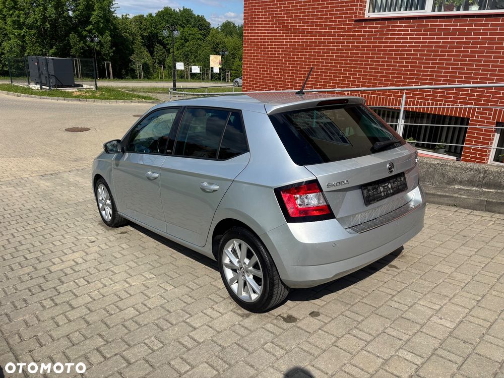 Skoda Fabia 1.0 MPI Joy - 8