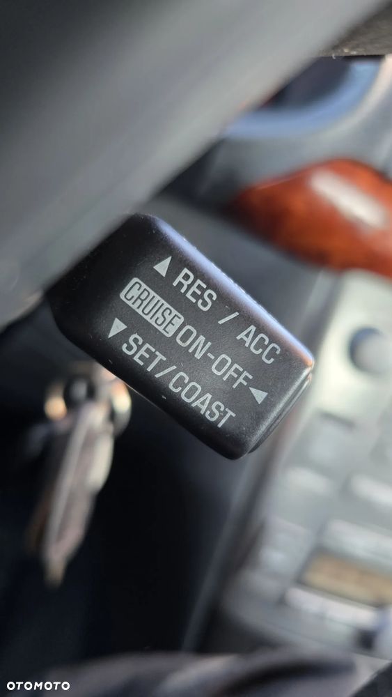 Toyota Avensis 2.0 D-4D Sol - 12