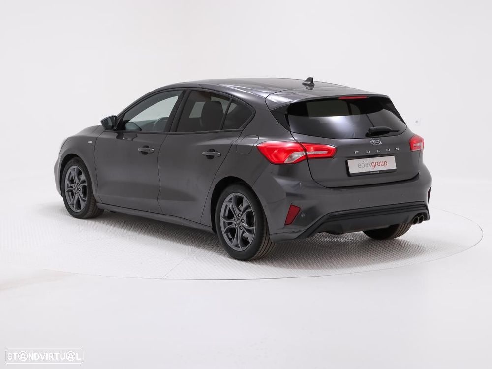 Ford Focus 1.5 TDCi EcoBlue ST-Line - 4