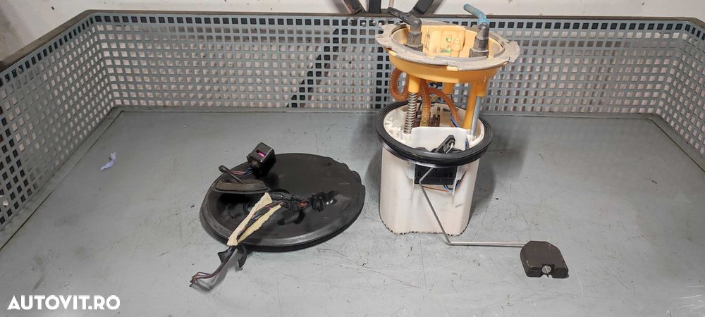 Pompa combustibil rezervor vw volkswagen passat B7 cod 3AA919050B - 3