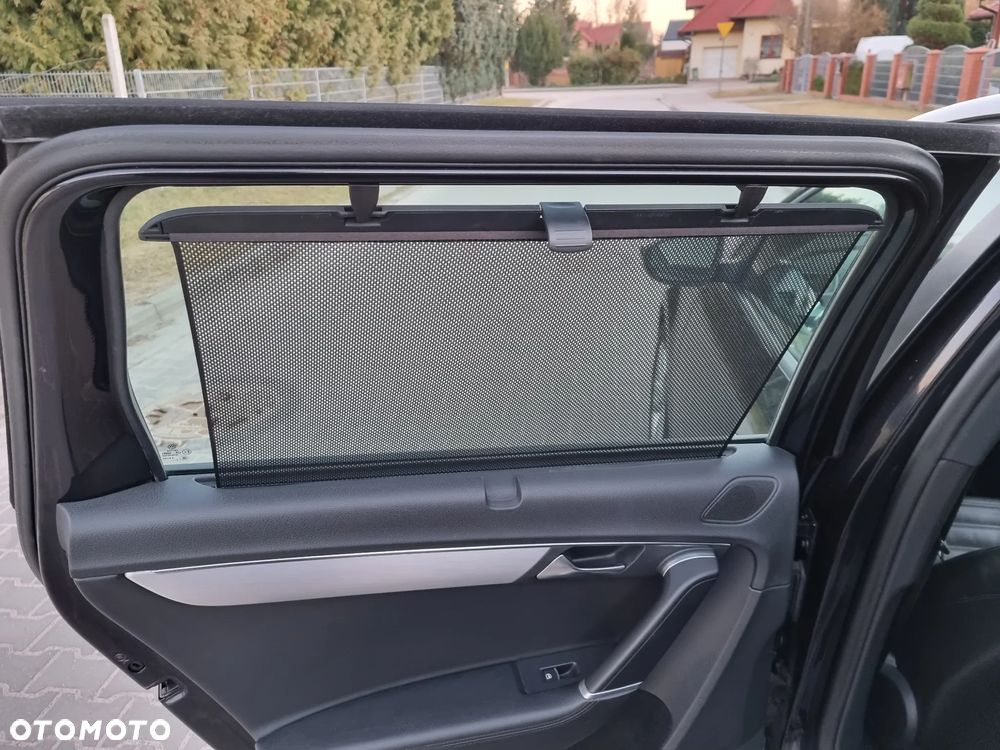 Volkswagen Passat 2.0 TDI 4Mot Highline DSG - 22