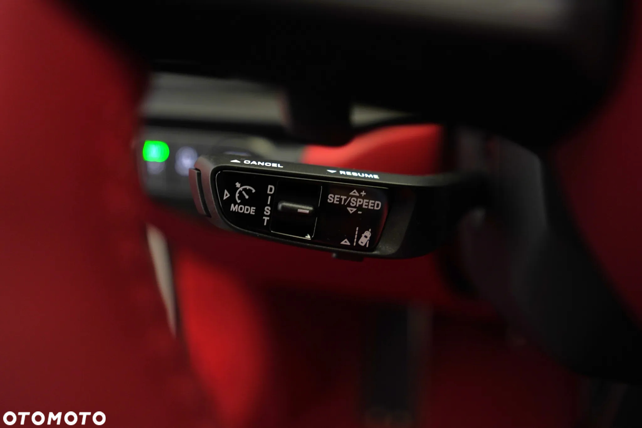 Porsche 911 Carrera T-Hybrid GTS Cabrio - 13