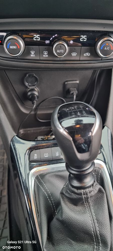 Opel Crossland X - 24