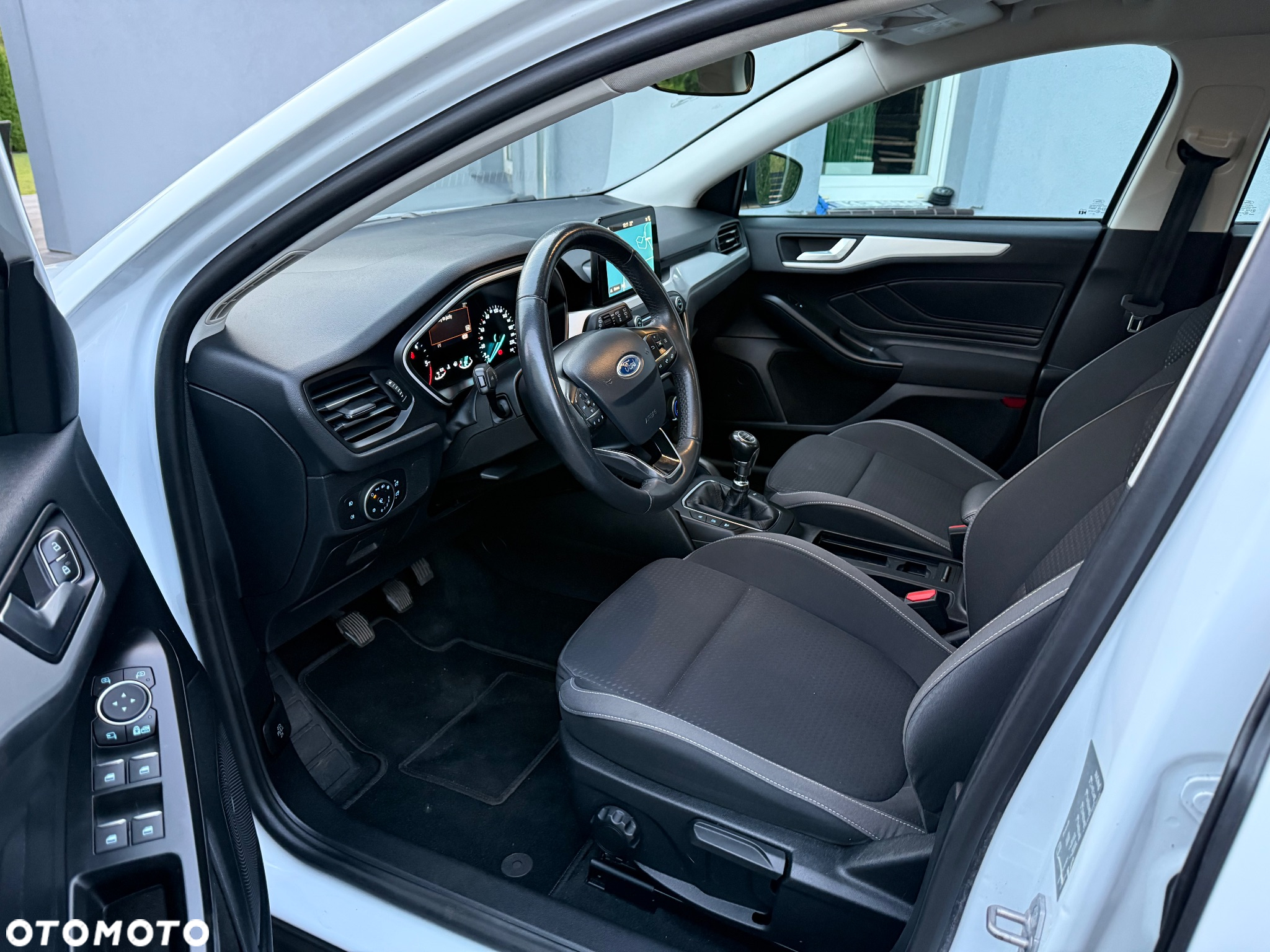 Ford Focus Turnier 1.5 EcoBlue Start-Stopp-System TREND - 6