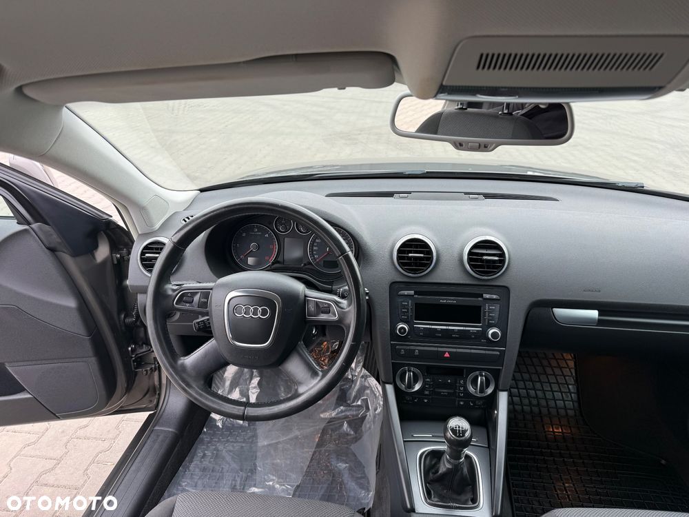Audi A3 Sportback 1.6 TDI Attraction - 19
