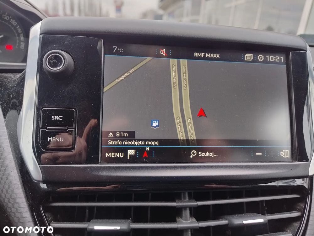 Peugeot 2008 1.2 Pure Tech GPF Signature S&S - 15