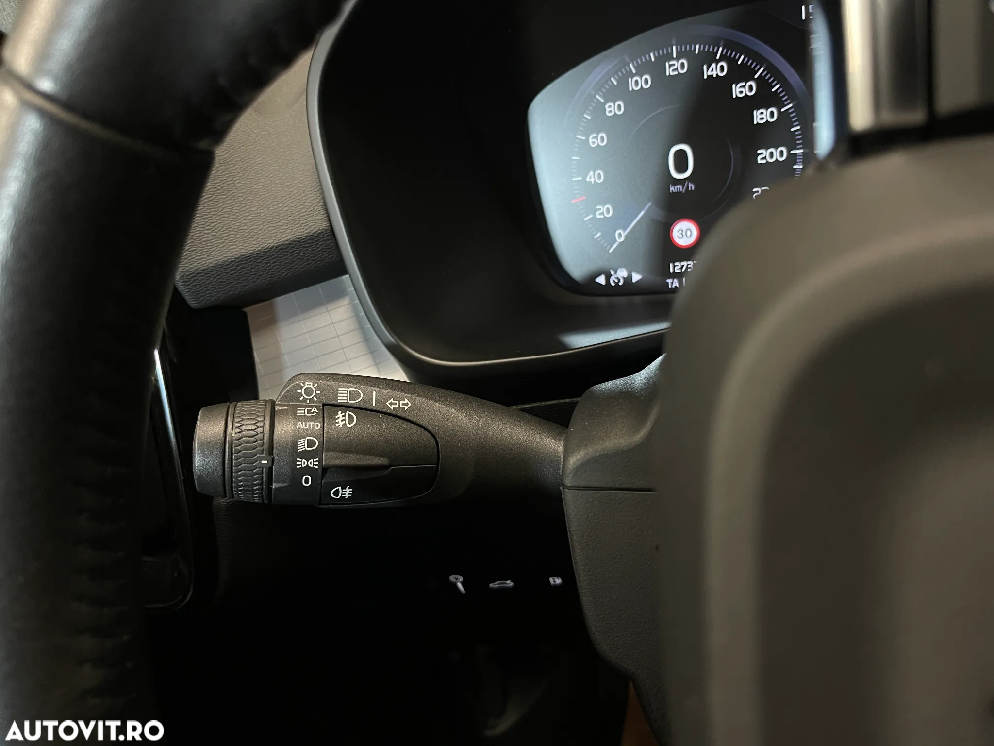 Volvo XC 40 Recharge T5 Twin Engine AT7 Inscription - 24