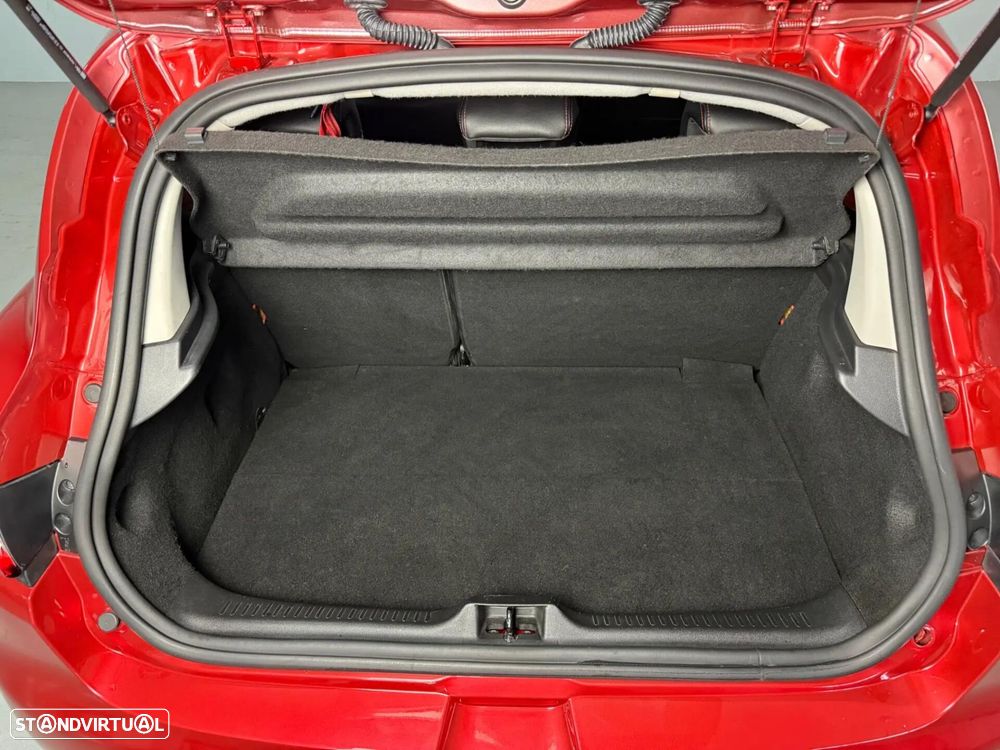 Renault Clio 1.6 T RS Trophy EDC - 22