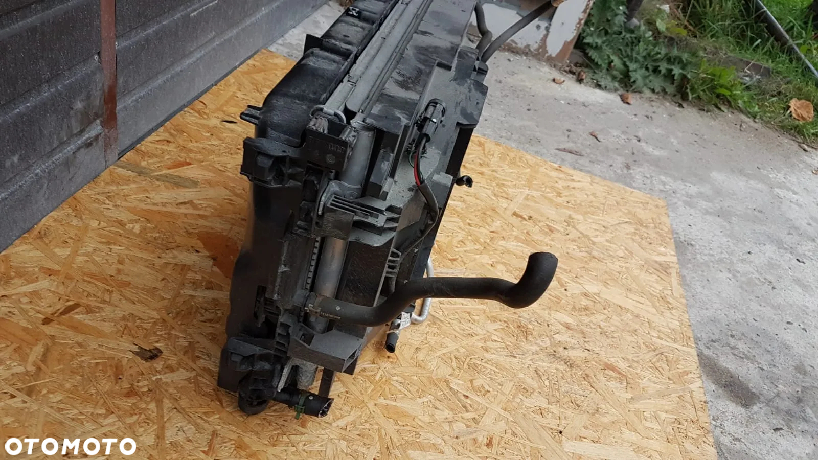 PAS PRZEDNI KOMPLET CHŁODNIC RENAULT ZOE 214819480R - 6