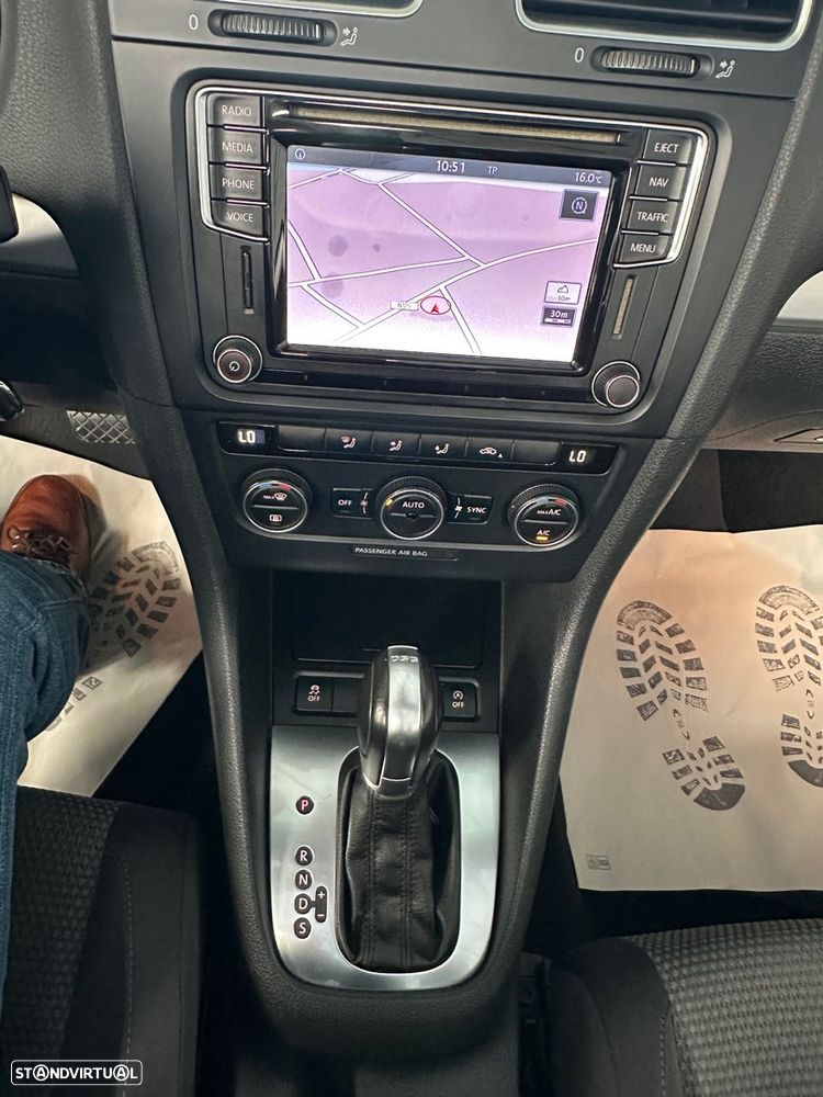 VW Golf Cabriolet 1.4 TSI DSG - 21