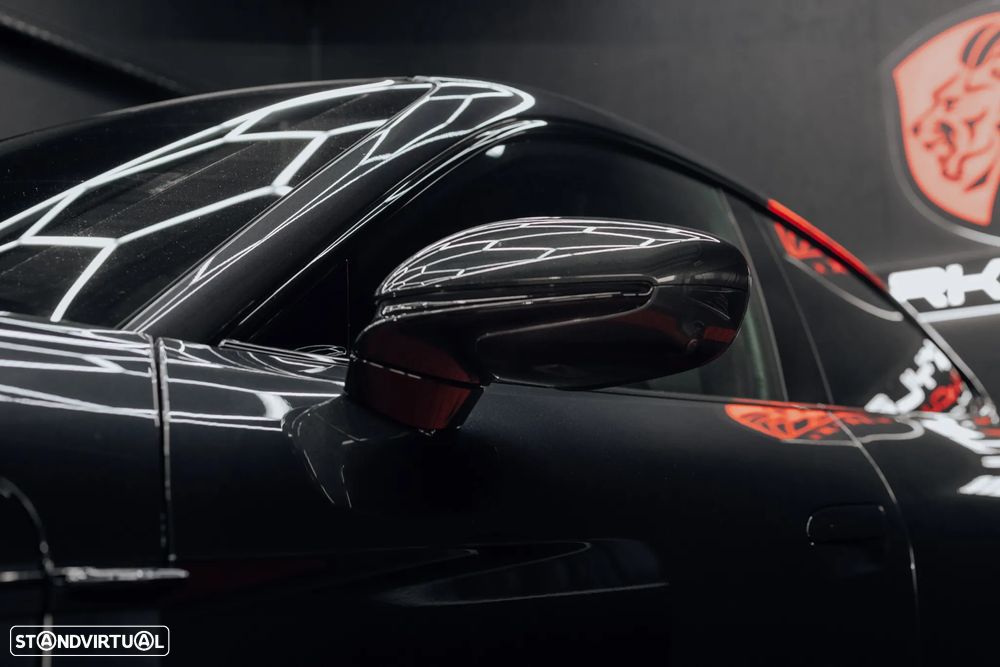 Porsche Taycan Turbo S - 23