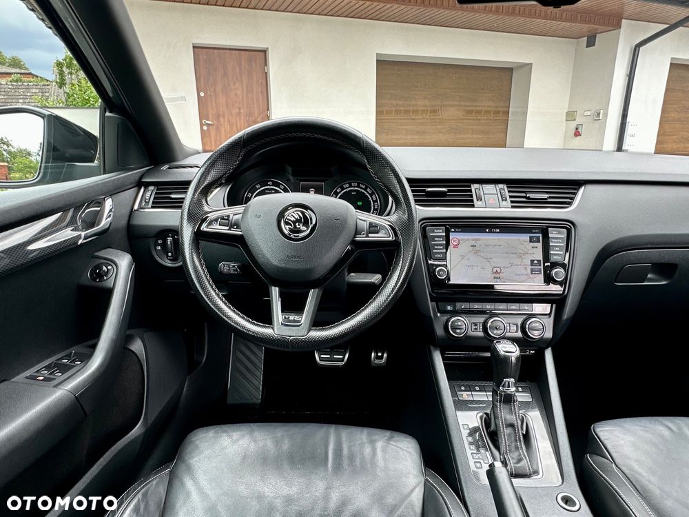 Skoda Octavia 2.0 TSI (Green tec) DSG RS - 12