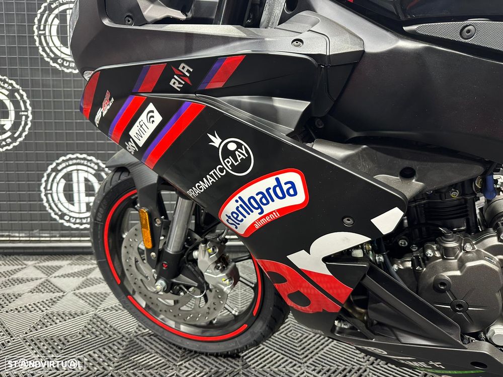 Aprilia RS 125 REPLICA - 4